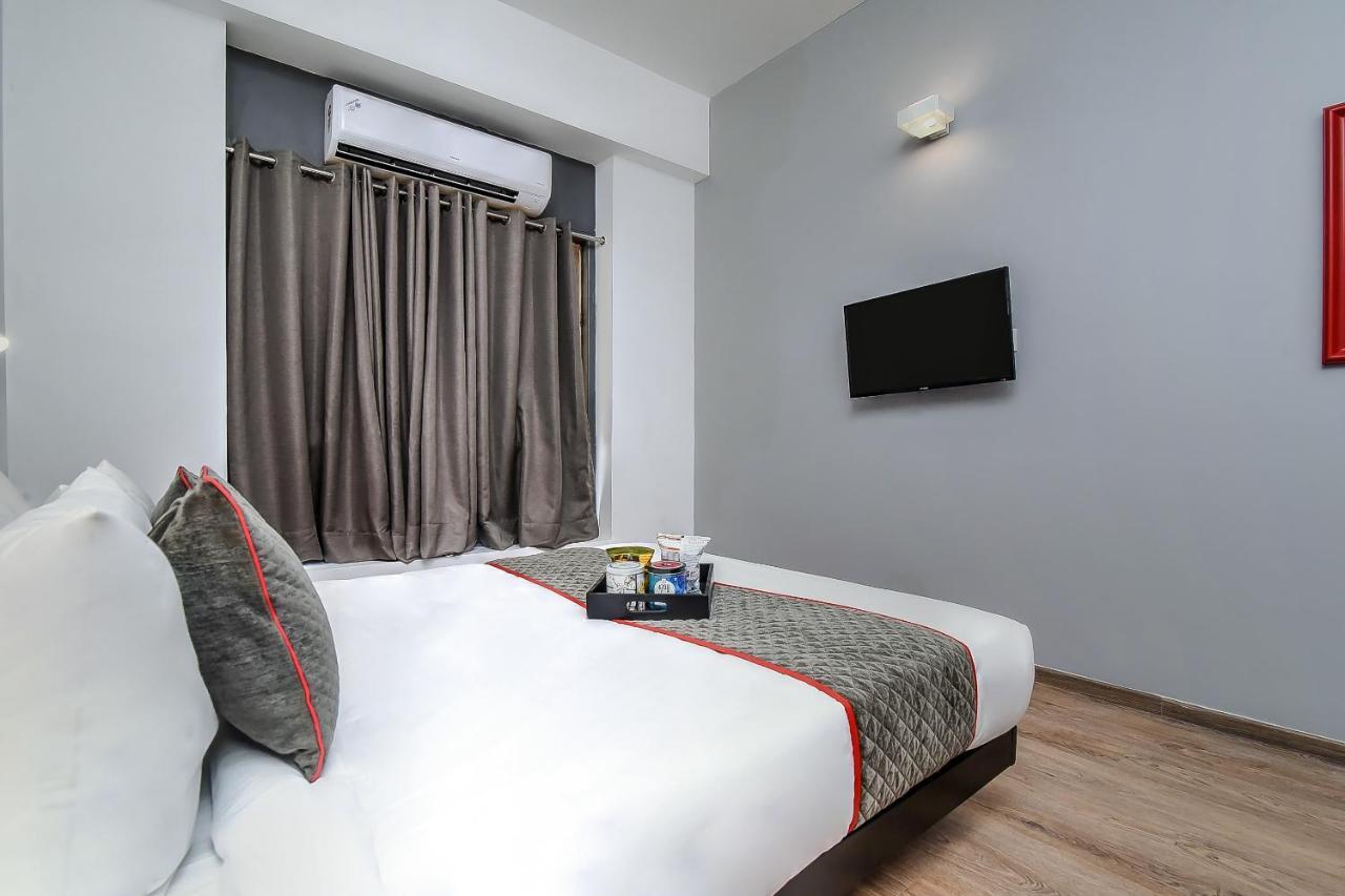 Oyo Townhouse 044 Sector 14 Gurugram Hotel Gurgaon Exterior photo